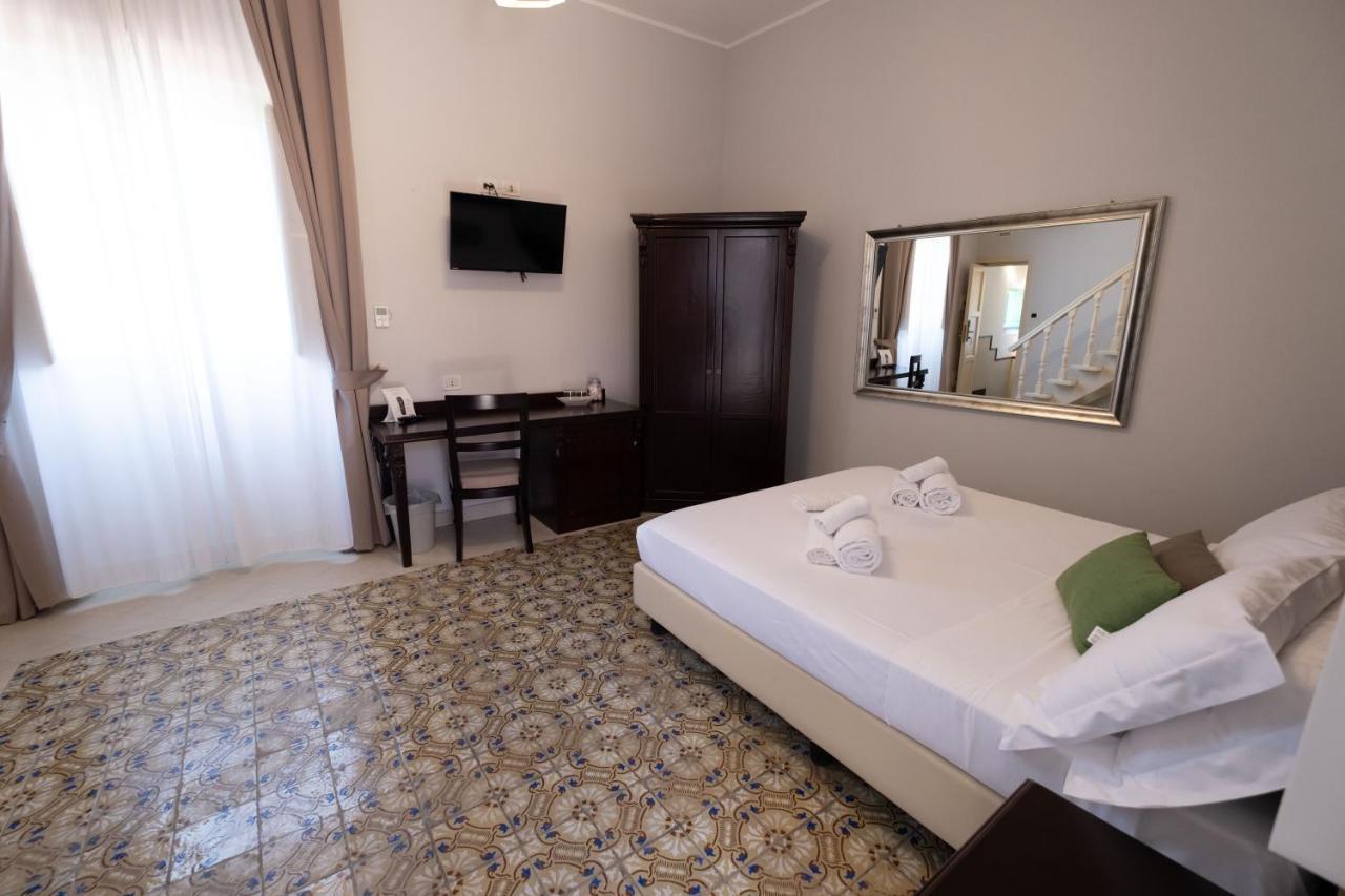 Hotel Borgo Di Ciaula Santa Flavia Zewnętrze zdjęcie